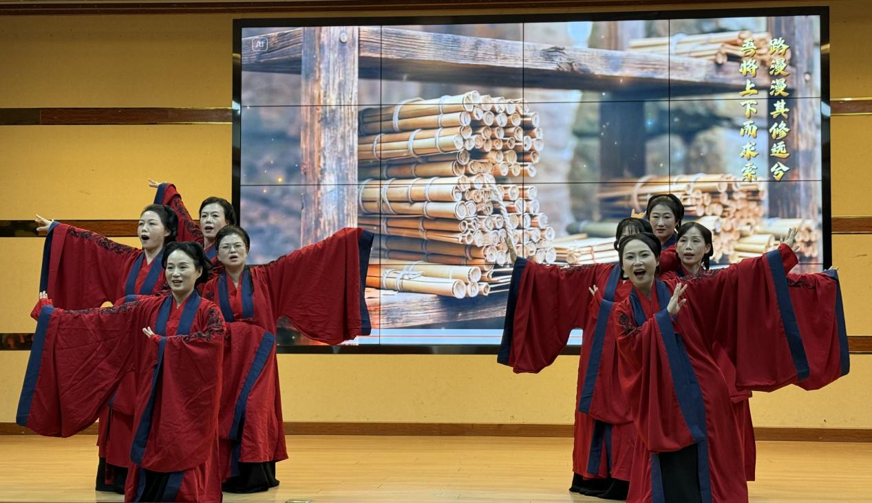 同心聚力启新程 踔厉奋发谱华章  ——2025年全省党外处级干部培训班•第41期民革新党员培训班主题班会圆满举办